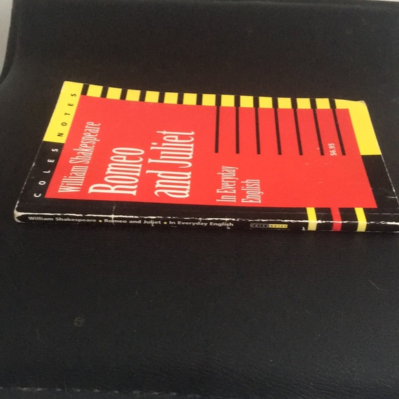 Romeo and Juliet In Everyday English (Coles Notes ) William Shakespeare - Picture 6 of 12